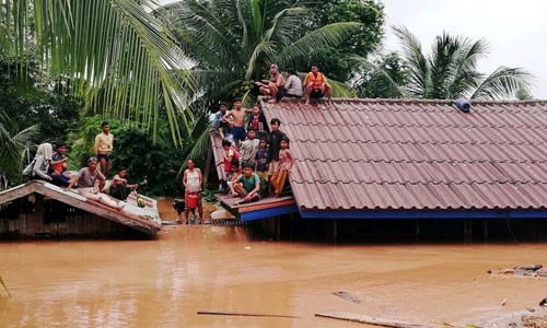 CHỦ TỊCH QUỐC HỘI NGUYỄN THỊ KIM NGÂN GỬI ĐIỆN THĂM HỎI LÀO